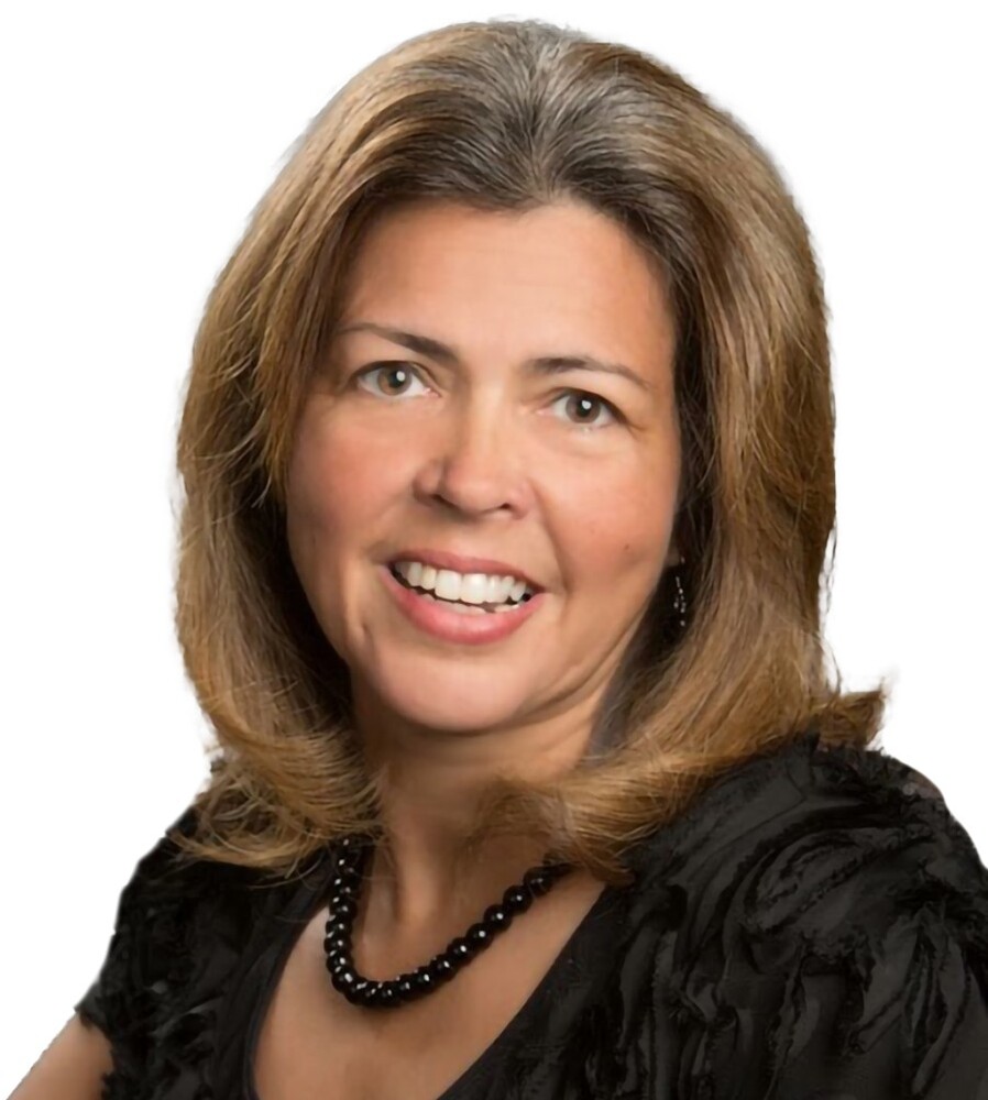 A headshot of Kathy Cribbs.